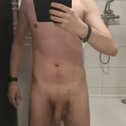 Zdecydowanyikonkretny12