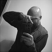 Bald8282