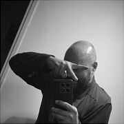 Bald8282