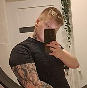 Bartek3281 - mężczyzna, 22 lat, Warszawa