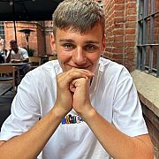 Hothot696967 - mężczyzna, 18 lat, Rzgów