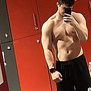 Piniii - чоловік, 20 років, Wrocław