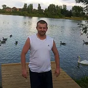 Manoiyek