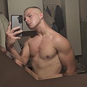 River111 - man, 25 years, Zielona Góra