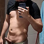 HornyOn - mężczyzna, 20 lat, Opole