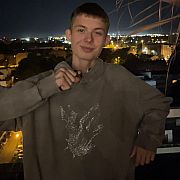 Marek2748 - muž, 18 let, Warszawa