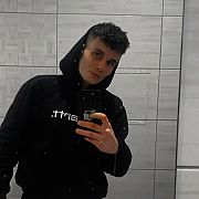 Moontyy - mężczyzna, 24 lat, Łódź