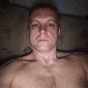 Czesiek6na9 - mężczyzna, 46 lat, Płoty