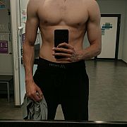 Mlody02206 - чоловік, 19 років, Warszawa