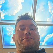 Lukasz198888 - man, 37 years, Swindon