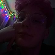 Czytowaznejestcosmiec - kobieta, 26 lat, Ozimek