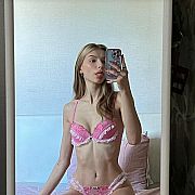 KarolinaKaka69 - woman, 20 years, Rzeszów