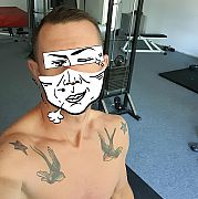 Deneuve - muž, 42 let, Södertälje