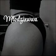 Mlodzixwwa - para (kobieta 19 lat, mężczyzna 22 lat), Warszawa