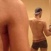 Fuckmyhairyhole - muž, 33 let, Poznań