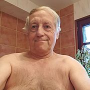 Johnjohn6226 - man, 76 years, Calais