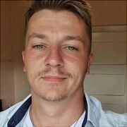 Adamoo0 - mężczyzna, 25 lat, Lambrecht