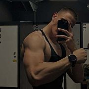 Oleksy1910 - mężczyzna, 20 lat, Łódź