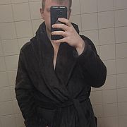 DziwkoDoNogi - mężczyzna, 22 lat, Warszawa