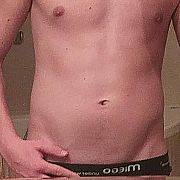 Olek069069 - mężczyzna, 21 lat, Warszawa