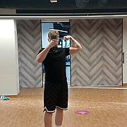 Mlodychetny121 - чоловік, 18 років, Lublin