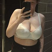 Mamusia21 - frau, 21 Jahre, Dortmund