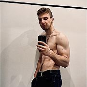 Tiran - mężczyzna, 22 lat, Chojnów