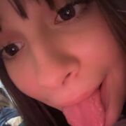 WiernaPanu - woman, 18 years, Police