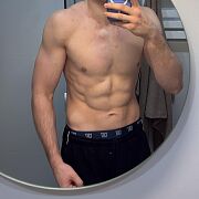 Kkuubbaa02 - muž, 24 let, Kraków