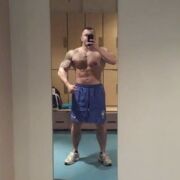 Johnbitz - мужчина, 44 лет, Glasgow