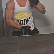 Tony96 - mężczyzna, 33 lat, Solura