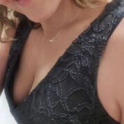 Peony2026 - frau, 42 Jahre, Greenock