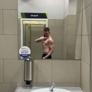 Dominik4567 - mężczyzna, 20 lat, Legnica