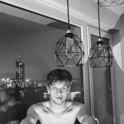 Jhffghhhgf - muž, 25 let, Poznań