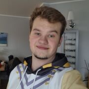 AdamDickmaster - mężczyzna, 20 lat, Pabianice