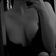 Czerwonykapturekxx - жінка, 23 років, Wrocław