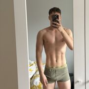 Fsgbvg - man, 18 years, Warszawa