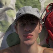 Adam21156 - muž, 23 let, Warszawa