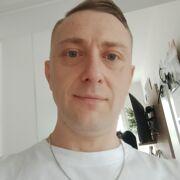 7774E - muž, 39 let, Leverkusen