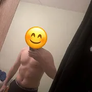 MlodyKac