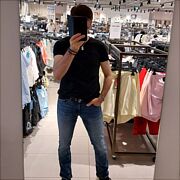 JamesBond555