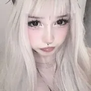 Ninaher0ina - женщина, 20 лет, Katowice
