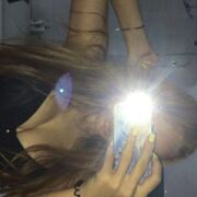 YuNic - женщина, 21 лет, Kraków